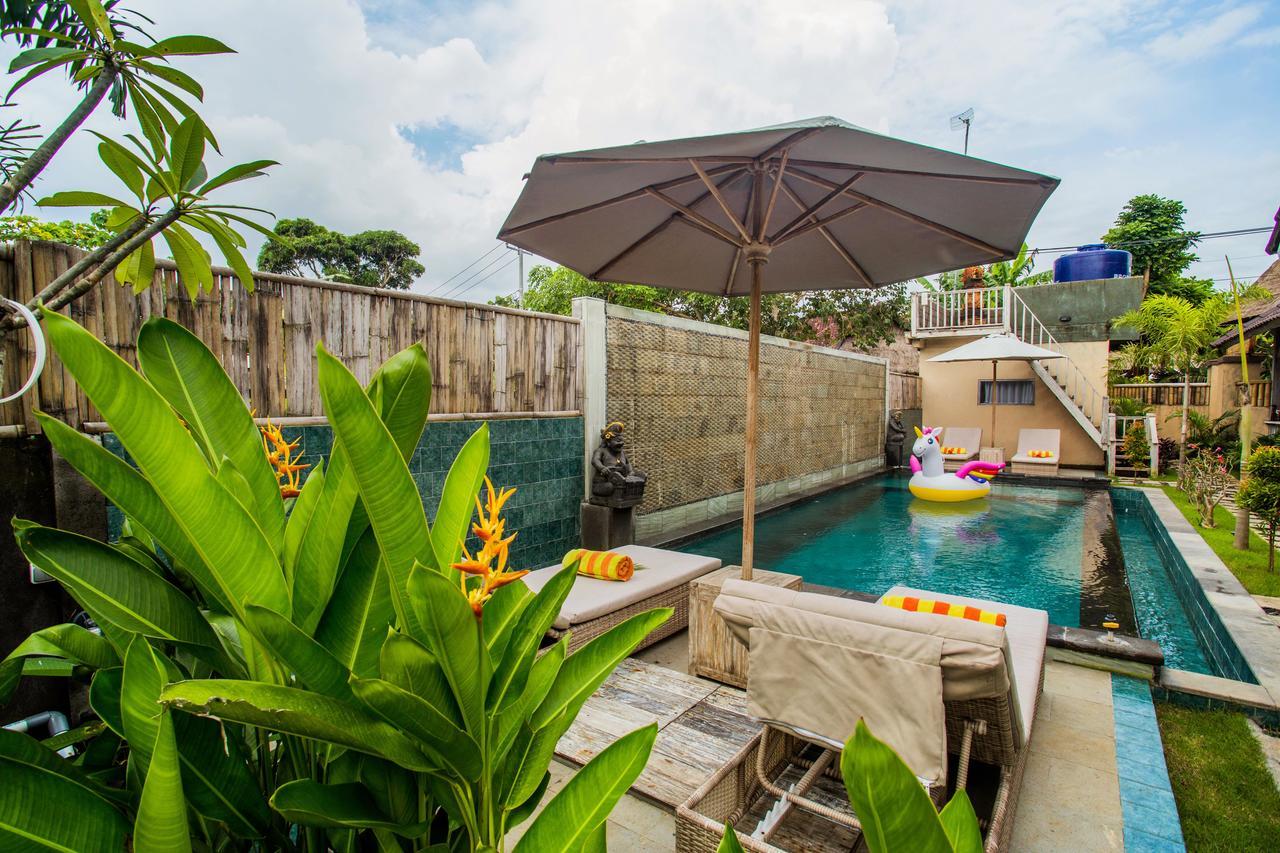 The Syron Huts Lembongan Hotel Exterior photo