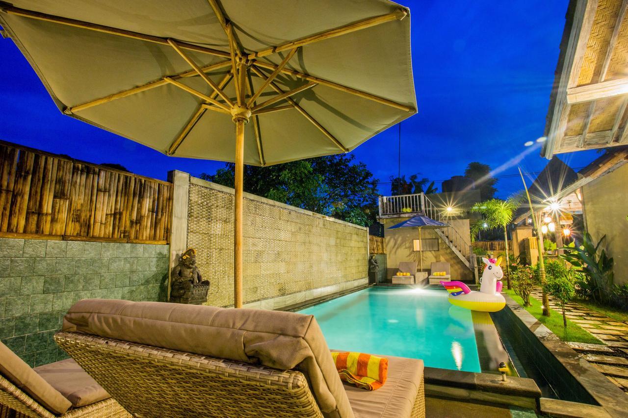The Syron Huts Lembongan Hotel Exterior photo