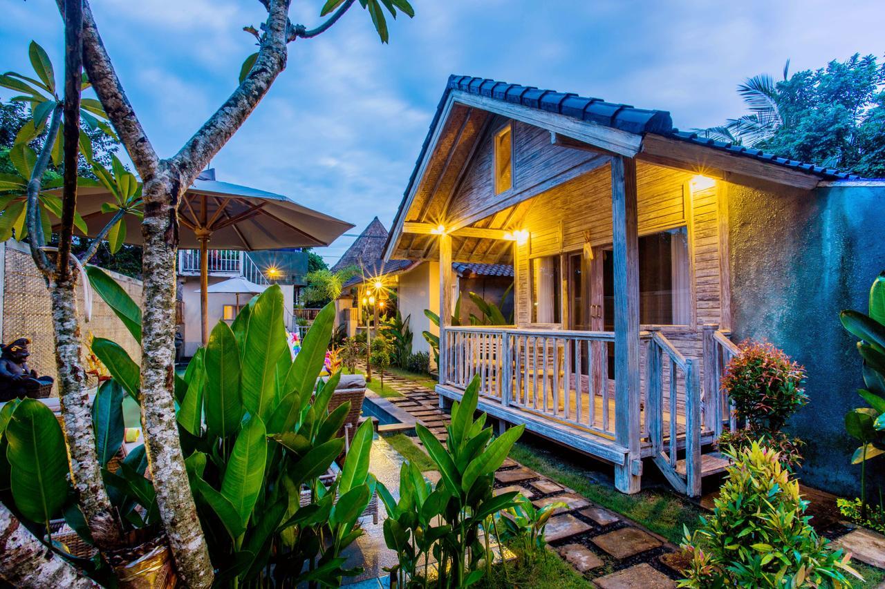 The Syron Huts Lembongan Hotel Exterior photo