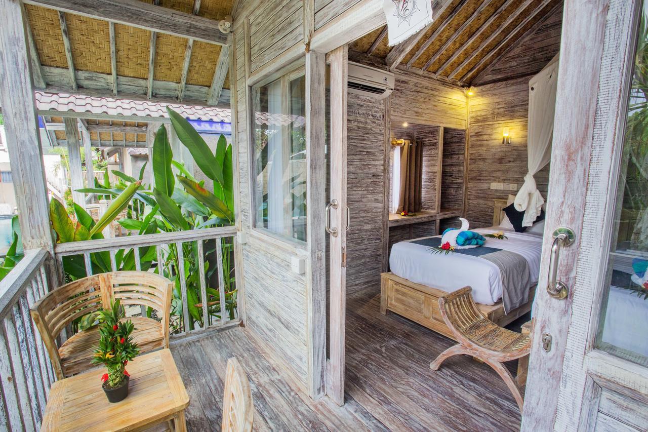 The Syron Huts Lembongan Hotel Exterior photo