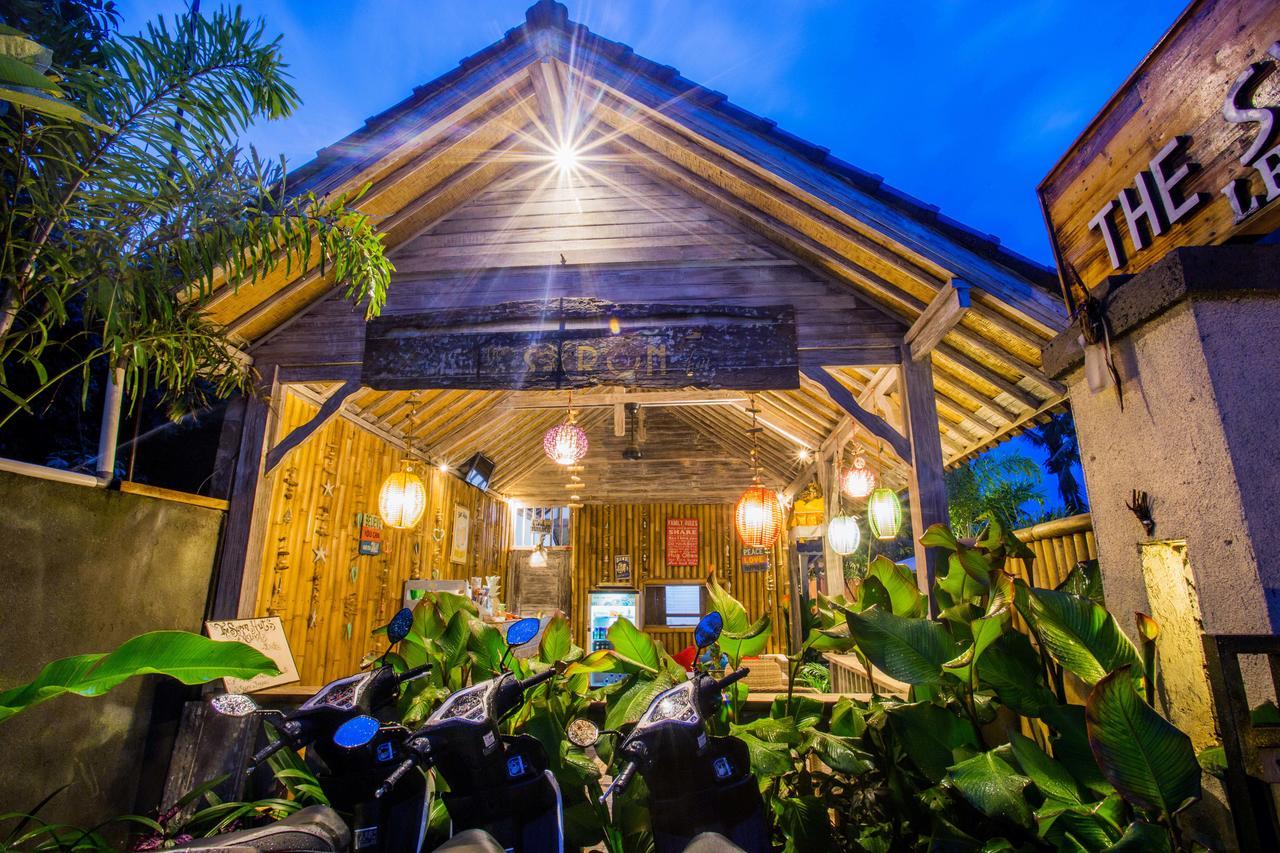 The Syron Huts Lembongan Hotel Exterior photo