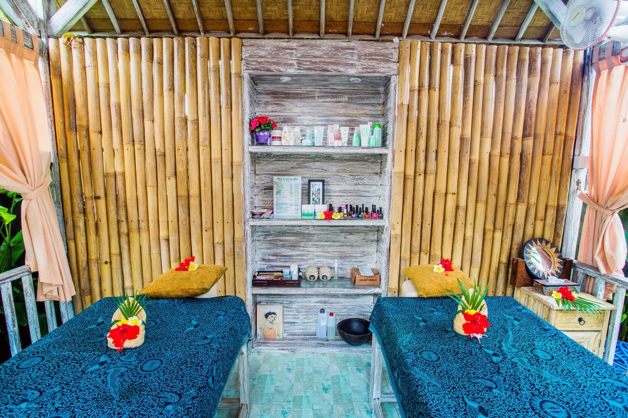 The Syron Huts Lembongan Hotel Exterior photo