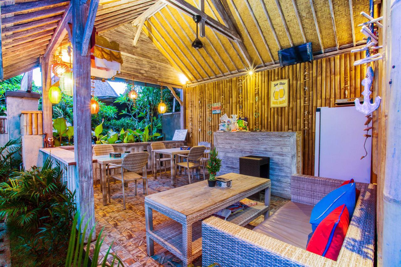 The Syron Huts Lembongan Hotel Exterior photo